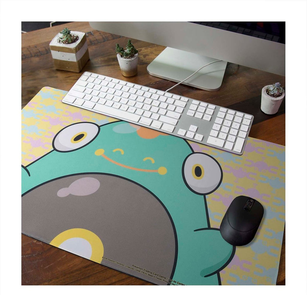 Pokémon TCG: Bellibolt Hugs Playmat