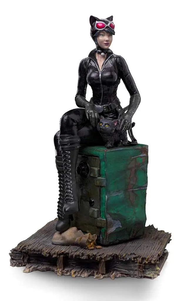 GOTHAM CITY SIRENS CATWOMAN 1/10 STATUE IRON STUDIOS
