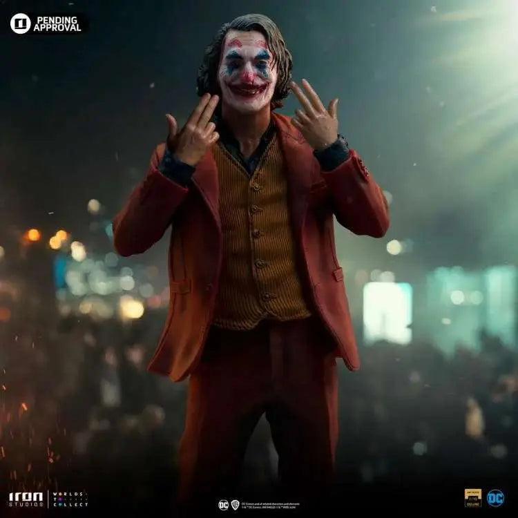 JOKER ARTHUR FLECK 1/10 STATUE IRON STUDIOS