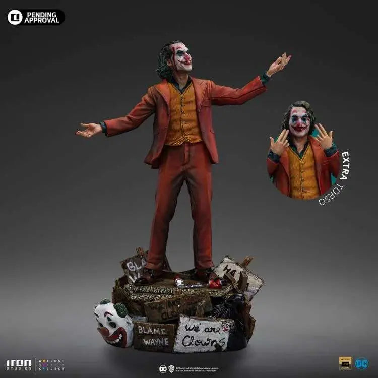 JOKER ARTHUR FLECK 1/10 STATUE IRON STUDIOS