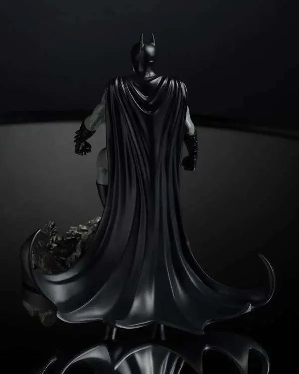 DC DIRECT BATMAN BLACK & WHITE BY BJORN BARENDS STATUE McFARLANE TOYS 2025