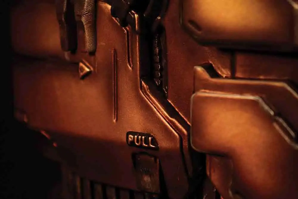 DEAD SPACE ISAAC HELMET SCALED REPLICA FANATTIK