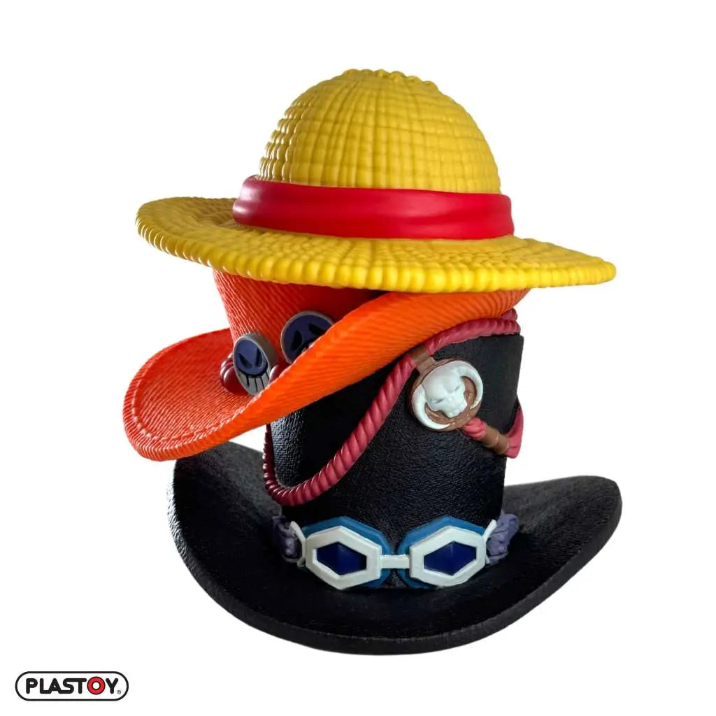 ONE PIECE STACK OF HATS MONEY BOX PLASTOY