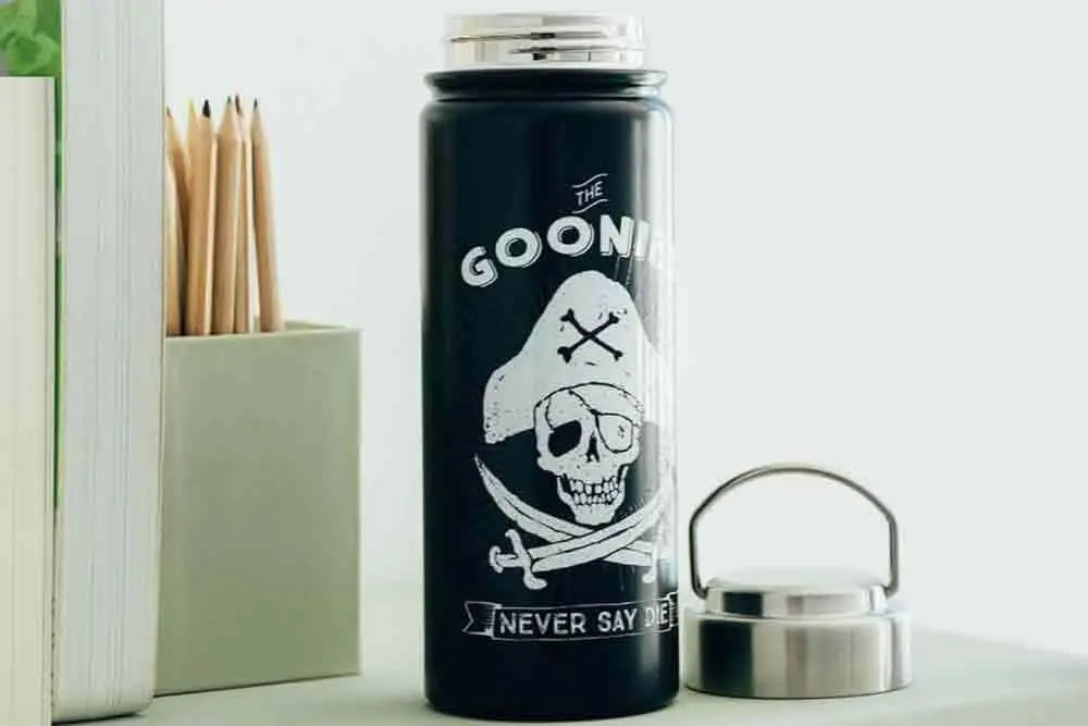 THE GOONIES WATER BOTTLE GRUPO ERIK