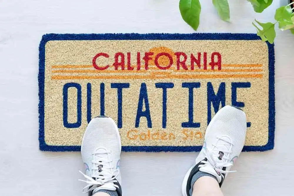 BACK TO THE FUTURE DE LOREAN PLATE DOORMAT GRUPO ERIK