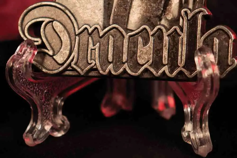 UNIVERSAL MONSTERS DRACULA INGOT FANATTIK