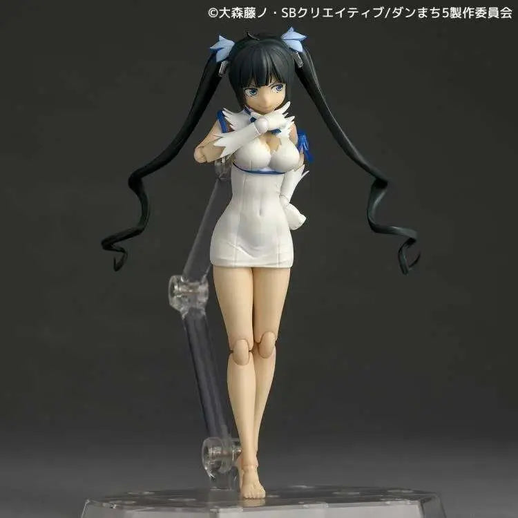 REVOLTECH DANMACHI (IS IT WRONG TO TRY TO PICK UP GIRLS IN A DUNGEON?) HESTIA ACTION FIGURE KAIYODO