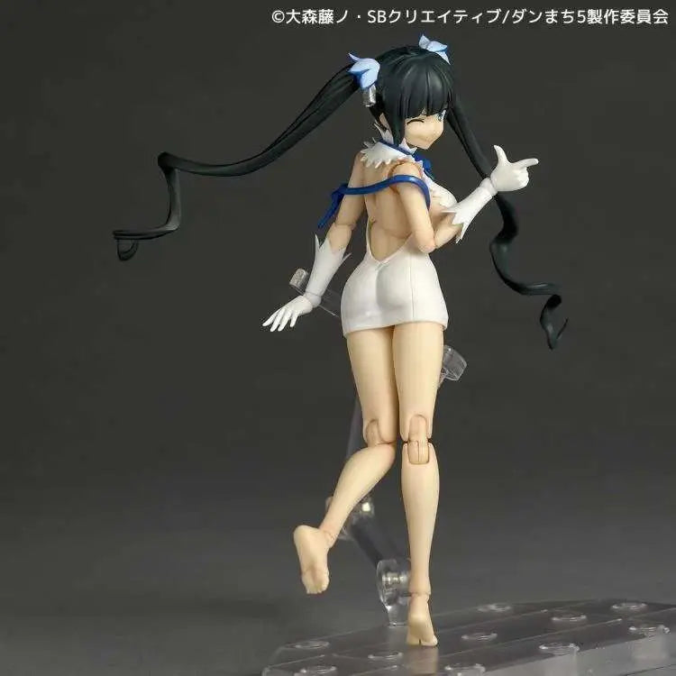 REVOLTECH DANMACHI (IS IT WRONG TO TRY TO PICK UP GIRLS IN A DUNGEON?) HESTIA ACTION FIGURE KAIYODO