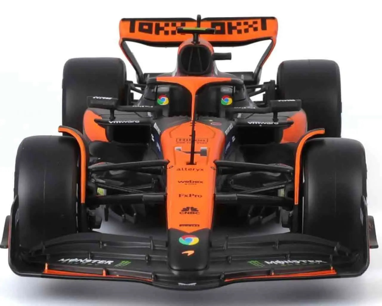 F1 MC LAREN MCL38 WITH NORRIS FIGURE - 1:24 DIE-CAST MODEL BBURAGO