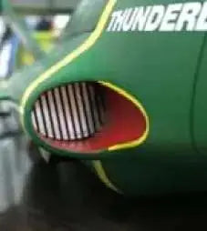 THUNDERBIRD 2 MODEL 1/200 W/ STAND AMIE