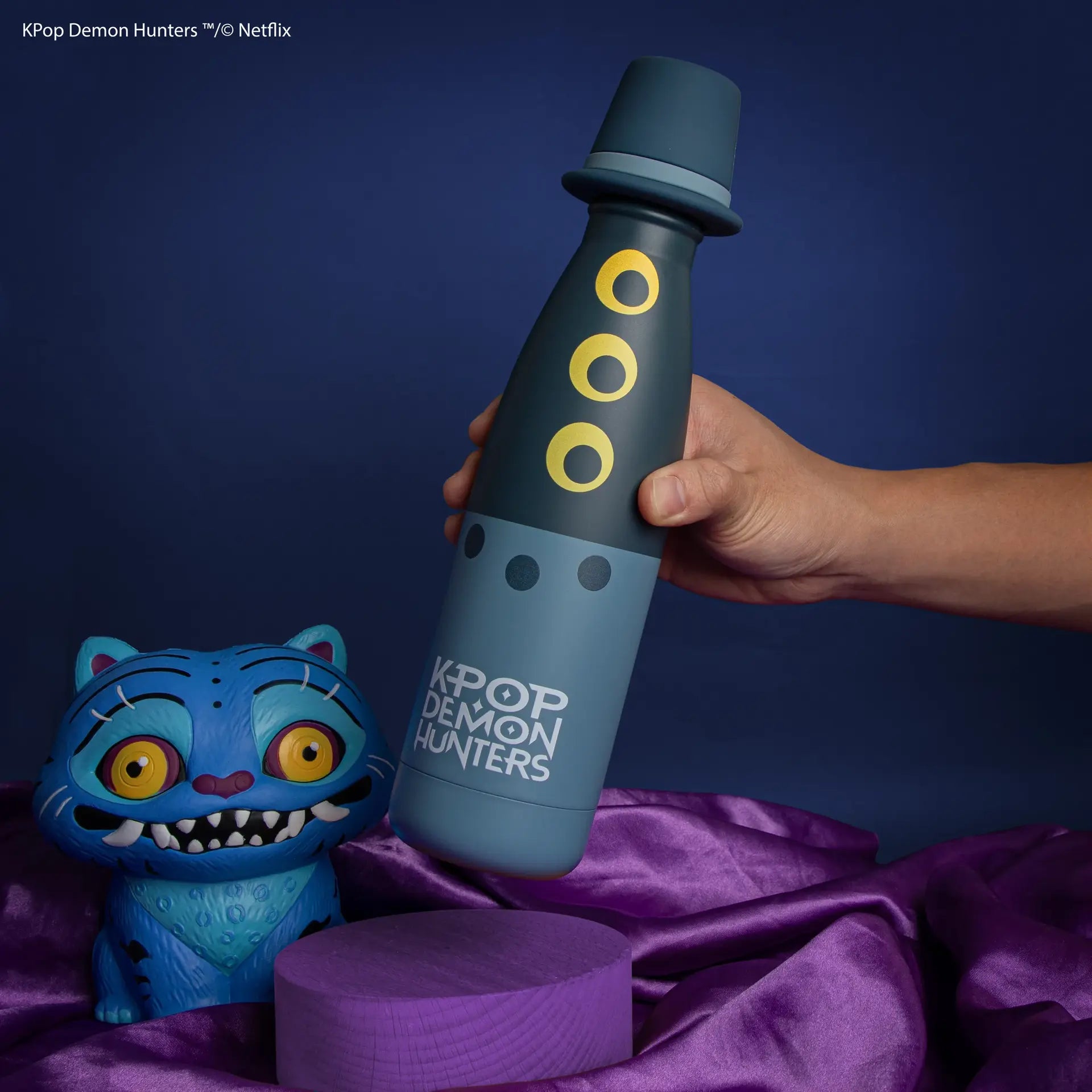 KPOP DEMON HUNTERS SUSSIE WATER BOTTLE CINEREPLICAS