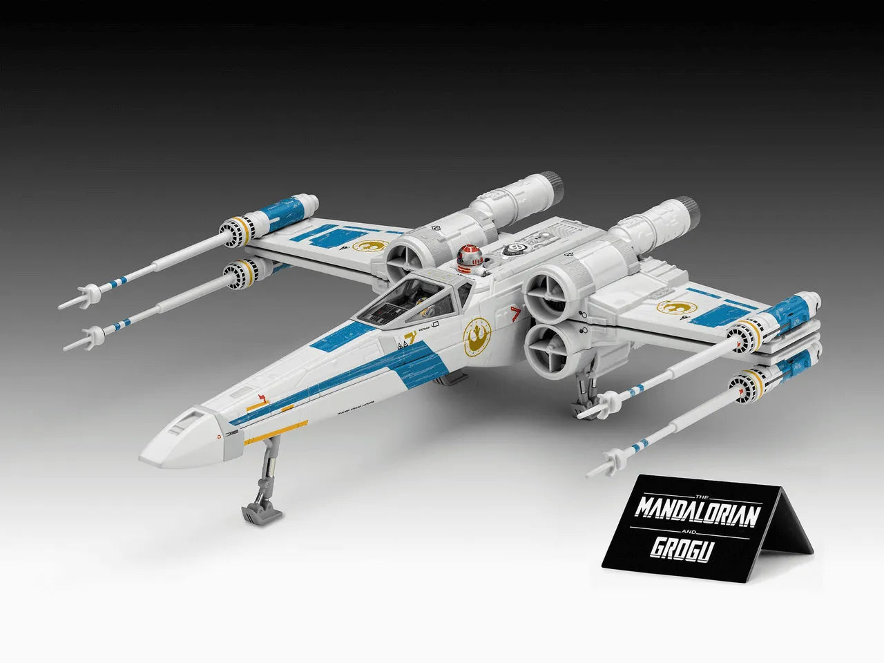 THE MANDALORIAN AND GROGU NEW REPUBLIC X-WING MK REVELL