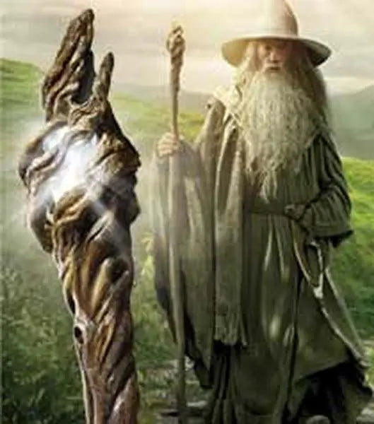 HOBBIT GANDALF ILLUMINATING STAFF NOBLE COLLECTIONS