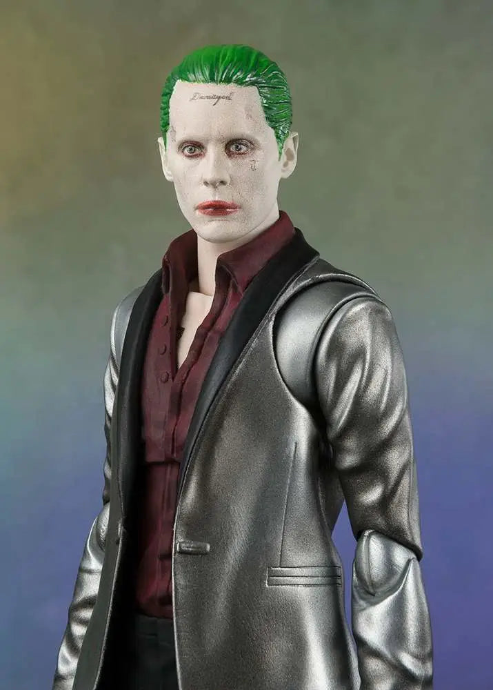 SUICIDE SQUAD JOKER FIGUARTS BANDAI