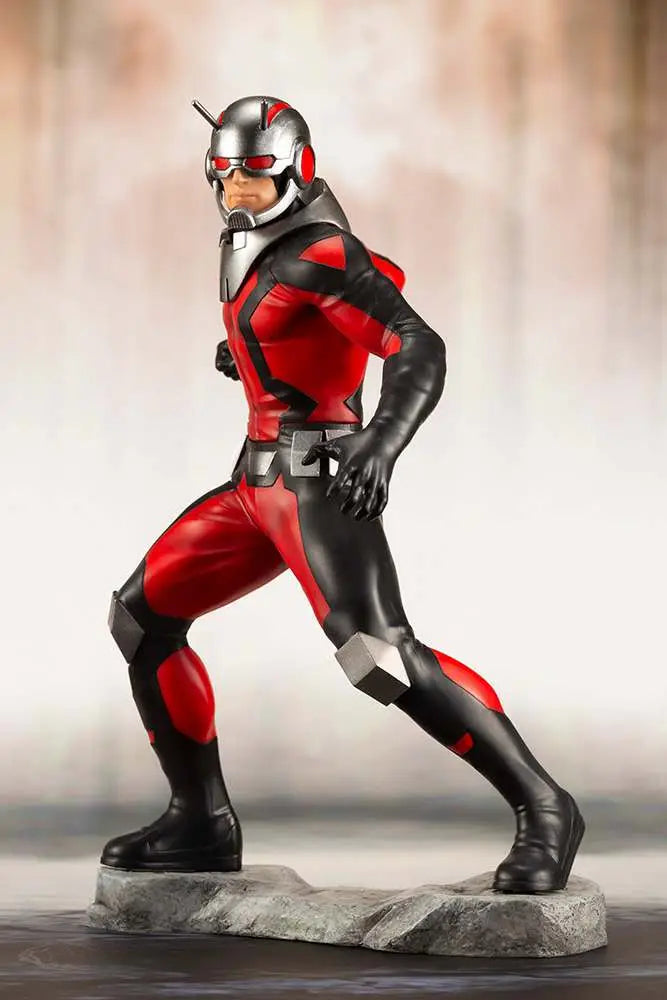 ASTONISHING ANTMAN & WASP ARTFX+ STATUE KOTOBUKIYA