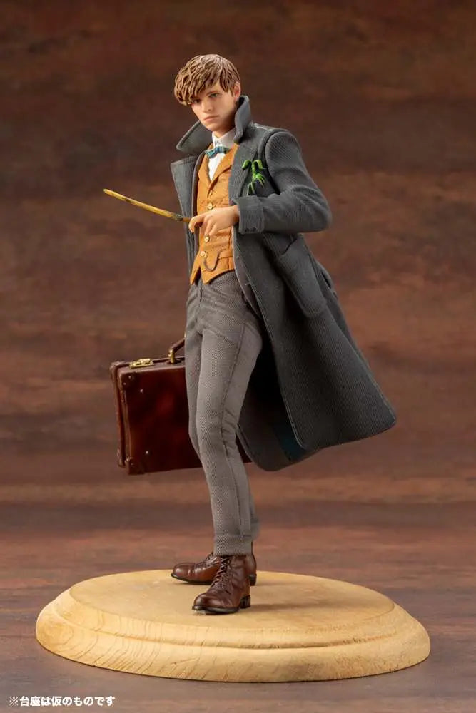 FB CRIMES GRINDELWALD SCAMANDER ARTFX+ KOTOBUKIYA
