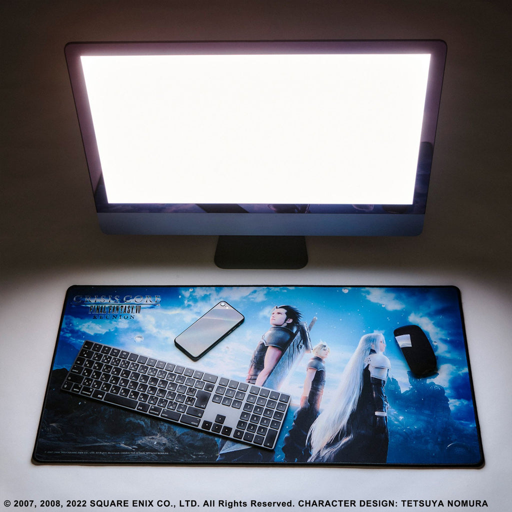 CRISIS CORE –FINAL FANTASY VII– REUNION GAMING MOUSE PAD