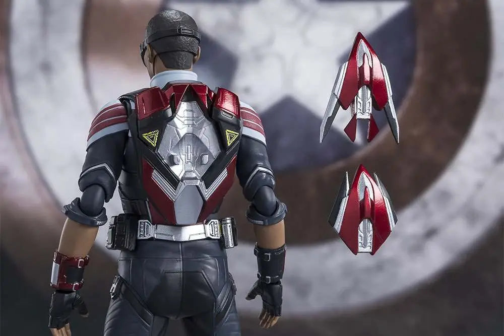 FALCON AND WINTER SOLDIER FALCON S.H.Figuarts BANDAI