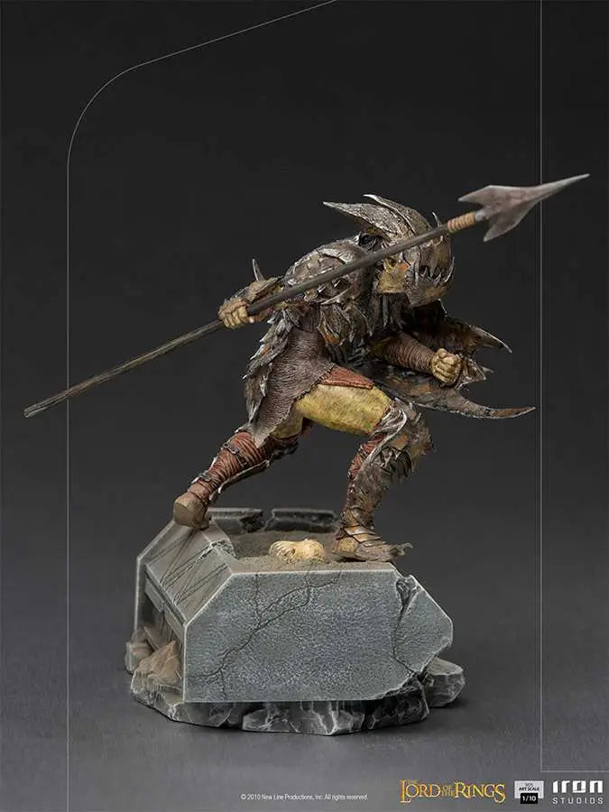 LOTR ARMORED ORC 1/10 ART STATUE IRON STUDIOS