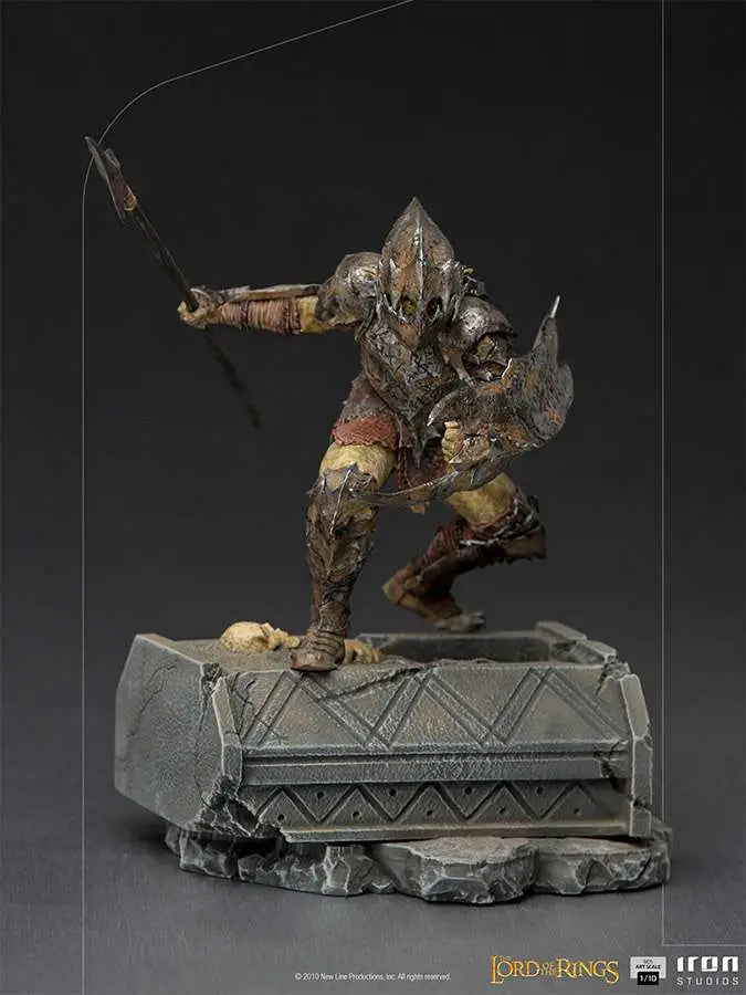 LOTR ARMORED ORC 1/10 ART STATUE IRON STUDIOS