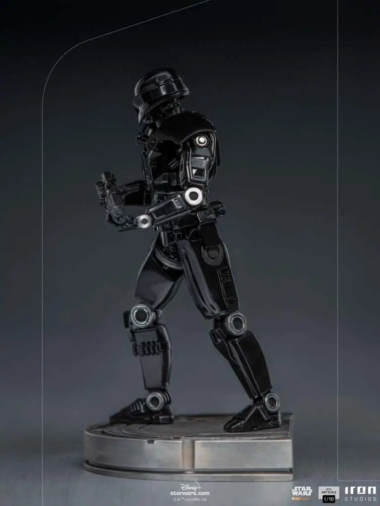 MANDALORIAN DARK TROOPER 1/10 STATUE IRON STUDIOS