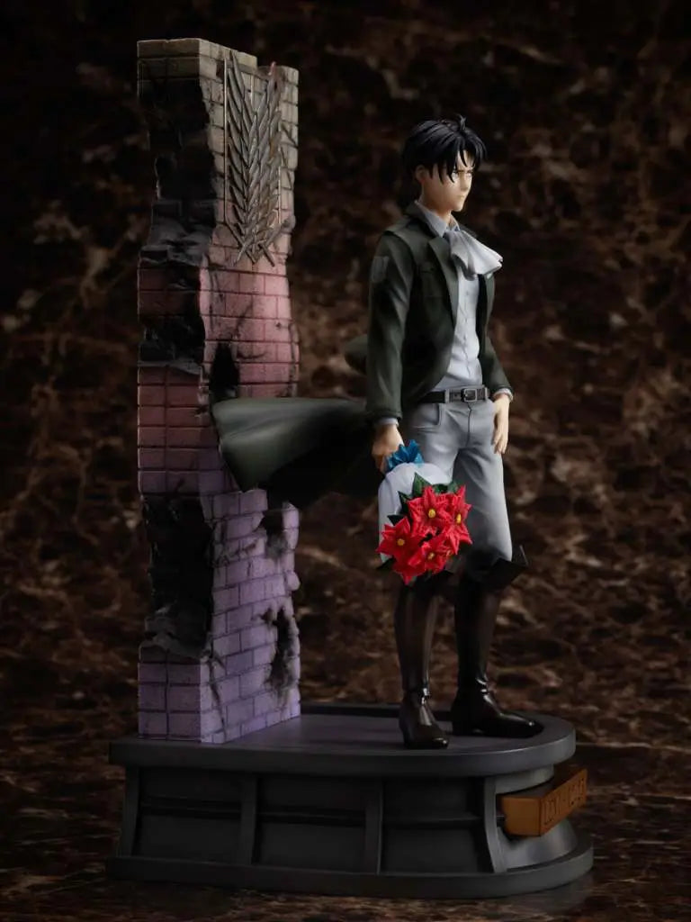 ATTACK ON TITAN LEVI BIRTHDAY 1/7 STATUE FURYU