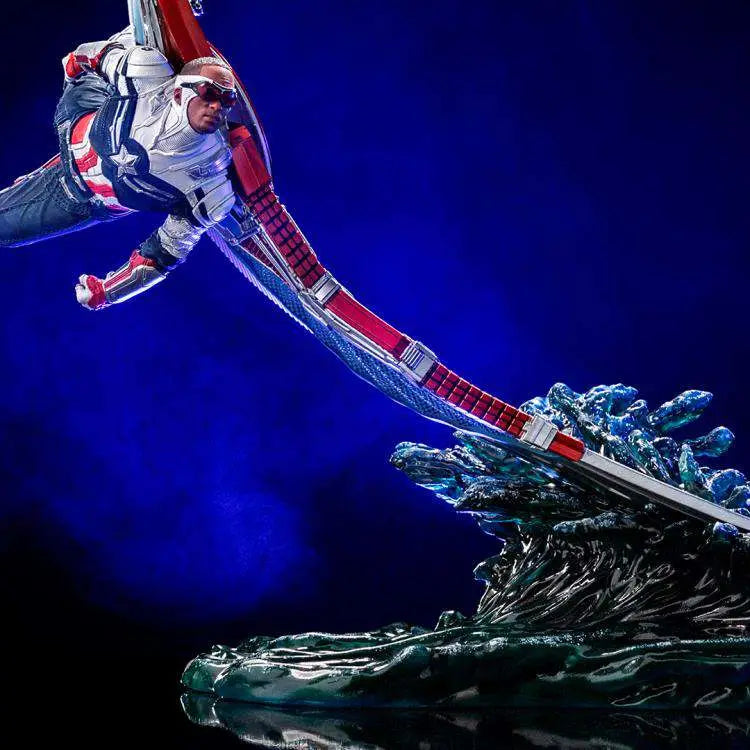 CAP.AMERICA SAM WILSON DLX 1/10 STATUE IRON STUDIOS
