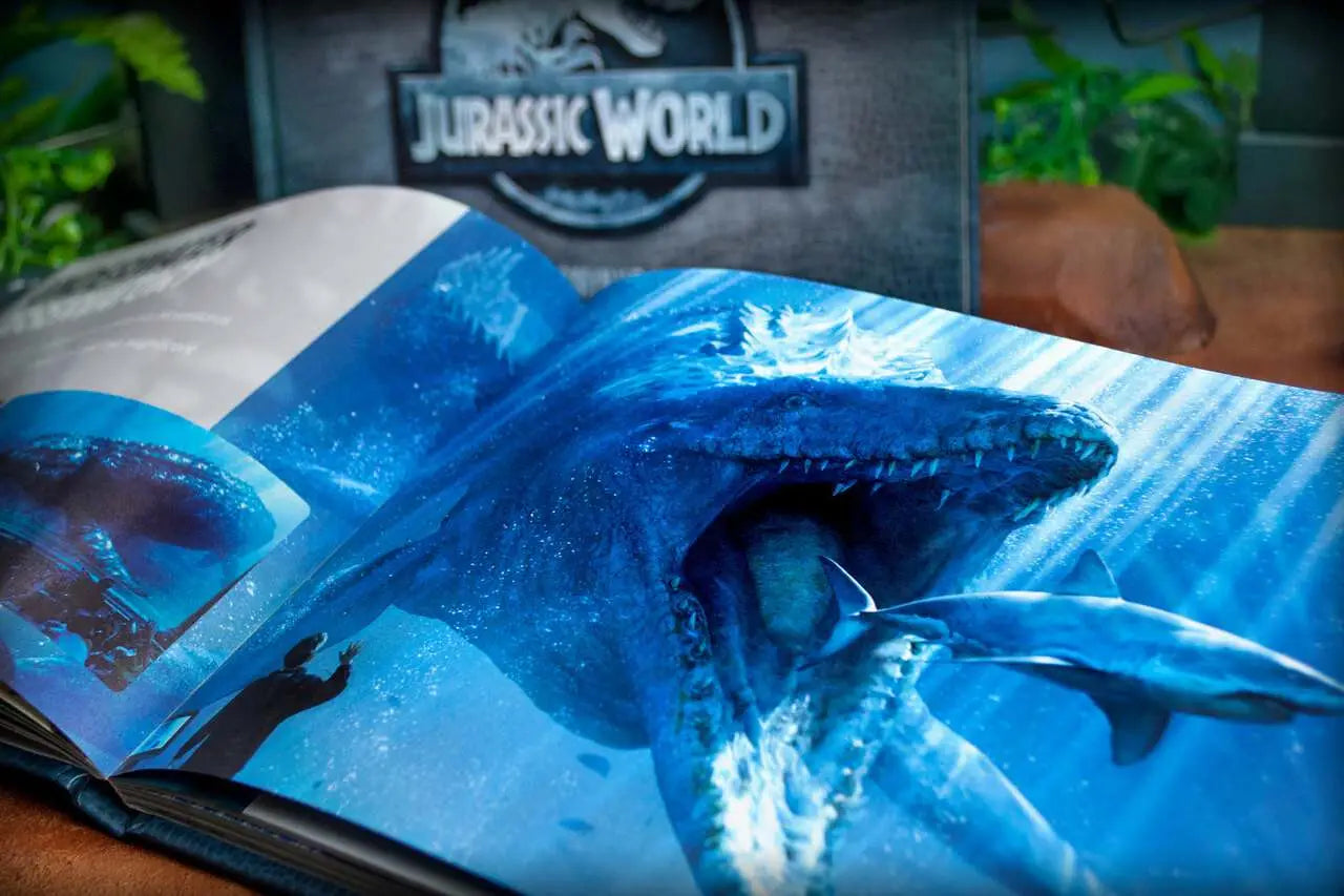 JURASSIC WORLD INDOMITUS KIT DOCTOR COLLECTOR