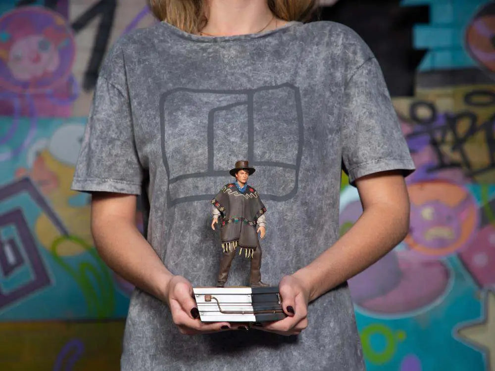 BTTF III MARTY MCFLY 1/10 STATUE IRON STUDIOS