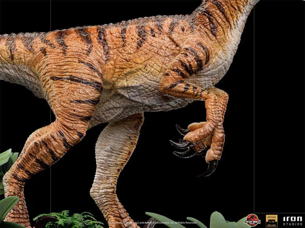 JURASSIC WORLD LW VELOCIRAPTOR 1/10 DLX IRON STUDIOS