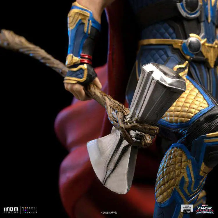 THOR LOVE AND THUNDER THOR 1/10 STATUE IRON STUDIOS