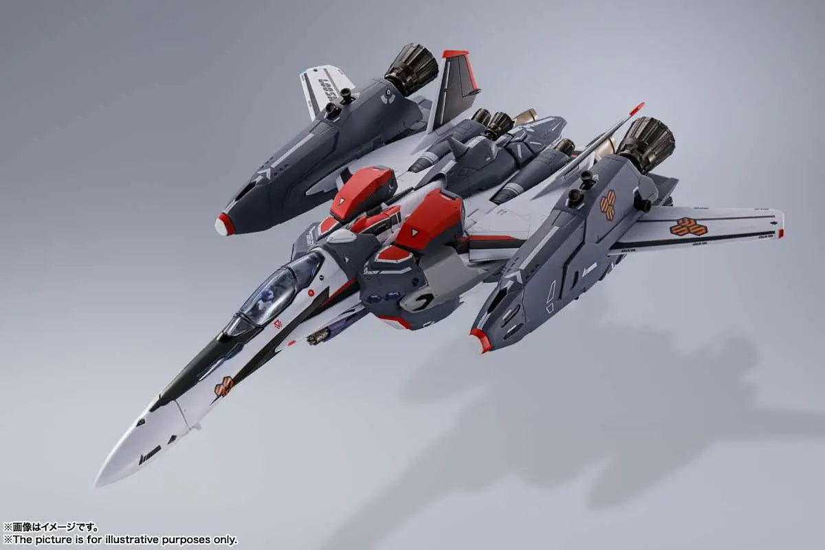 DX MACROSS VF25F SUPER MESSIAH VALKYRIE BANDAI