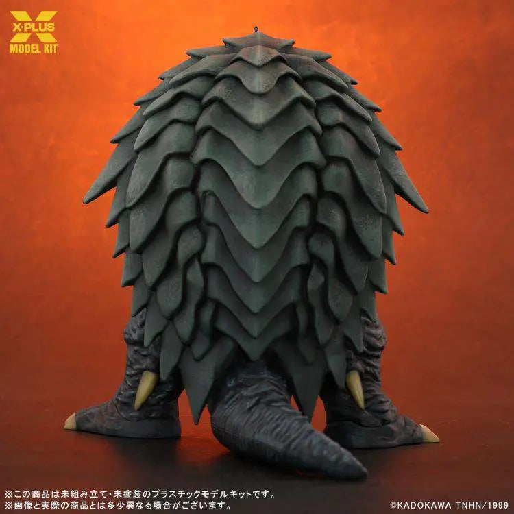GAMERA 1999 PLASTIC MODEL KIT X-PLUS