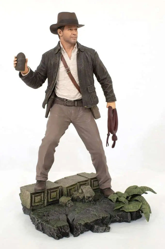 INDIANA JONES PREM COLL TREASURES STATUE DIAMOND SELECT