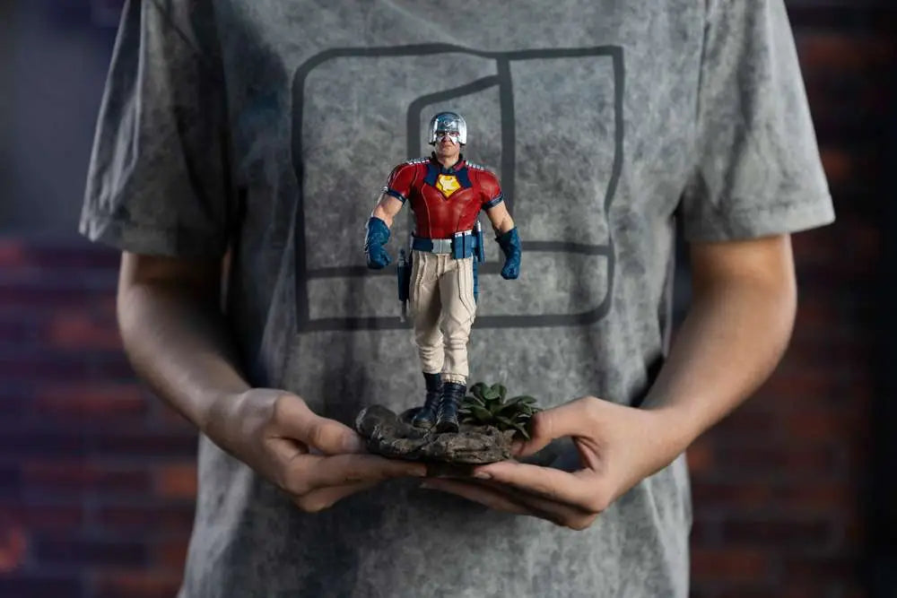 SUICIDE SQUAD PEACEMAKER 1/10 STATUE IRON STUDIOS