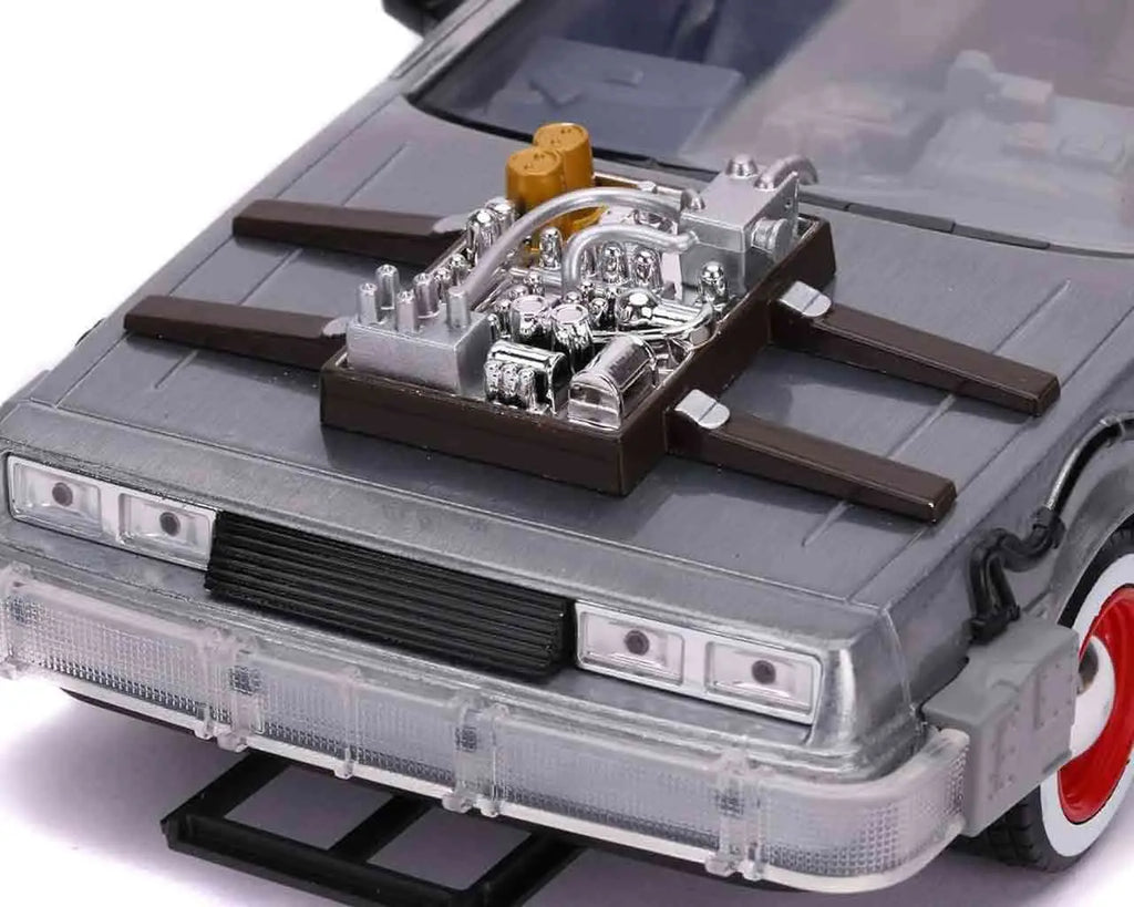 Back To The Future Part 3 1982 De Lorean DMC 12 1 24 Die Cast Model With Lights Jada Toys