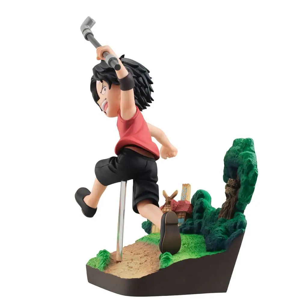 ONE PIECE GEM PORTGAS D. ACE RUN RUN RUN STATUE MEGAHOUSE