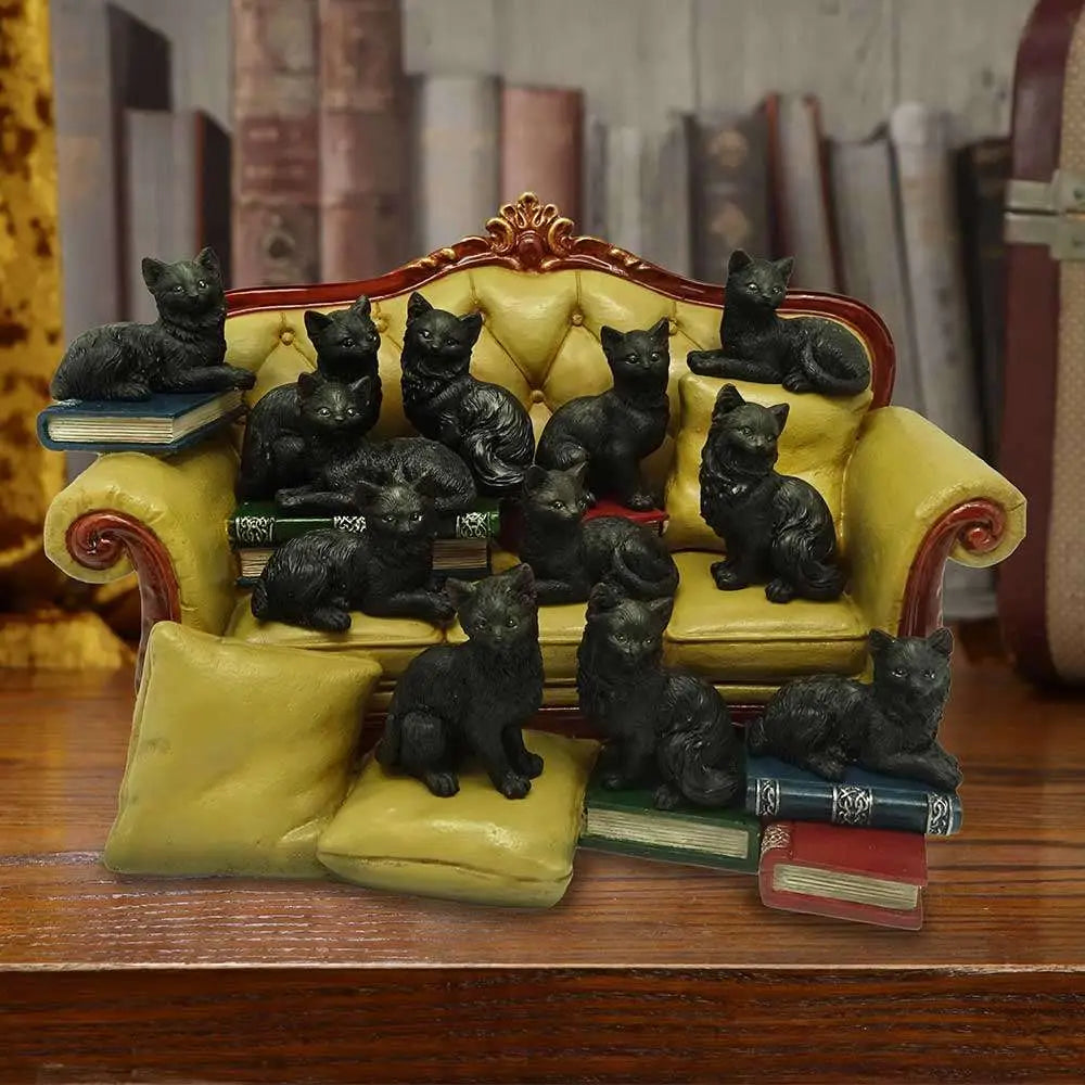 COUCH CLOWDER WITH 48 DISPLAY CATS NEMESIS NOW