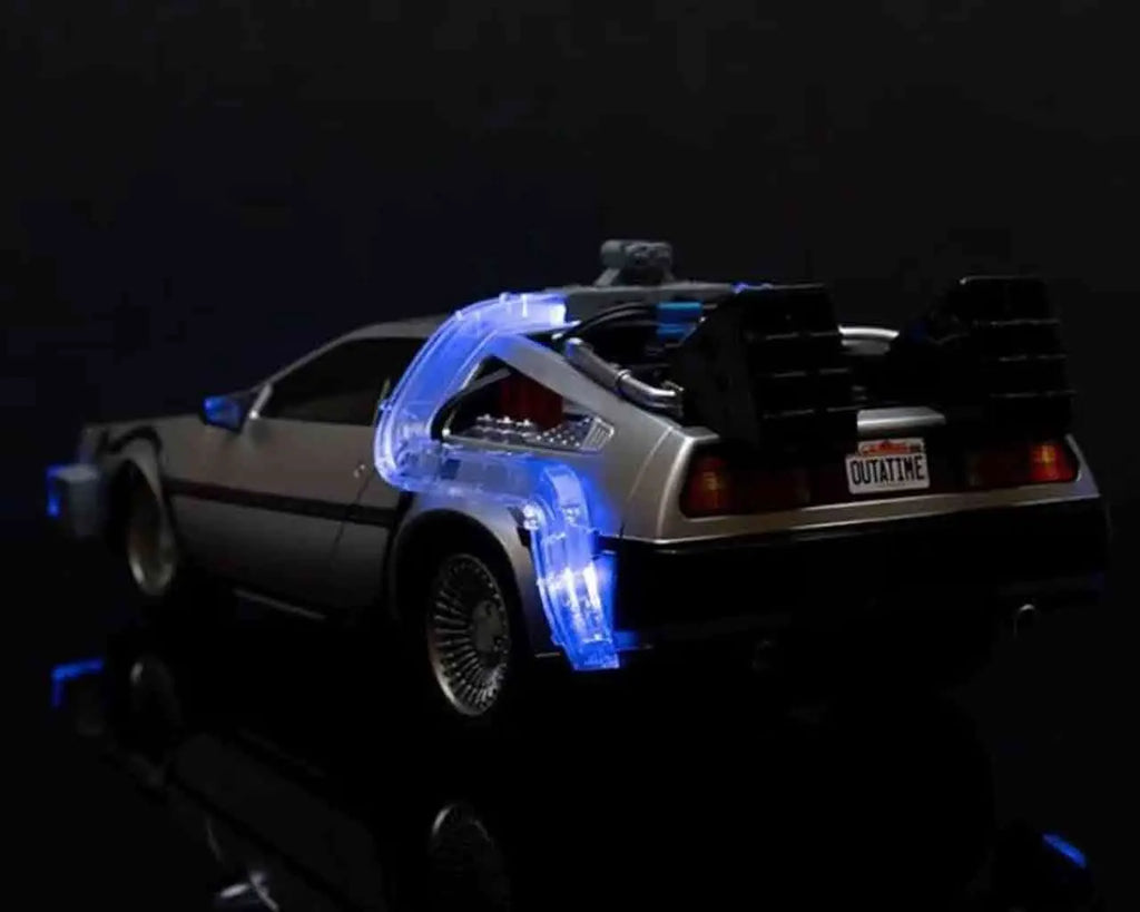 BACK TO THE FUTURE PART 1 1982 TIME MACHINE DELOREAN REMOTE CONTROL 1/16 DIE-CAST MODEL Jada Toys