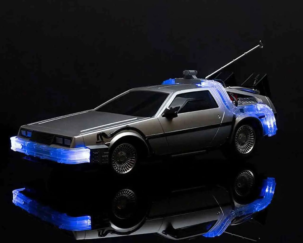 BACK TO THE FUTURE PART 1 1982 TIME MACHINE DELOREAN REMOTE CONTROL 1/16 DIE-CAST MODEL Jada Toys