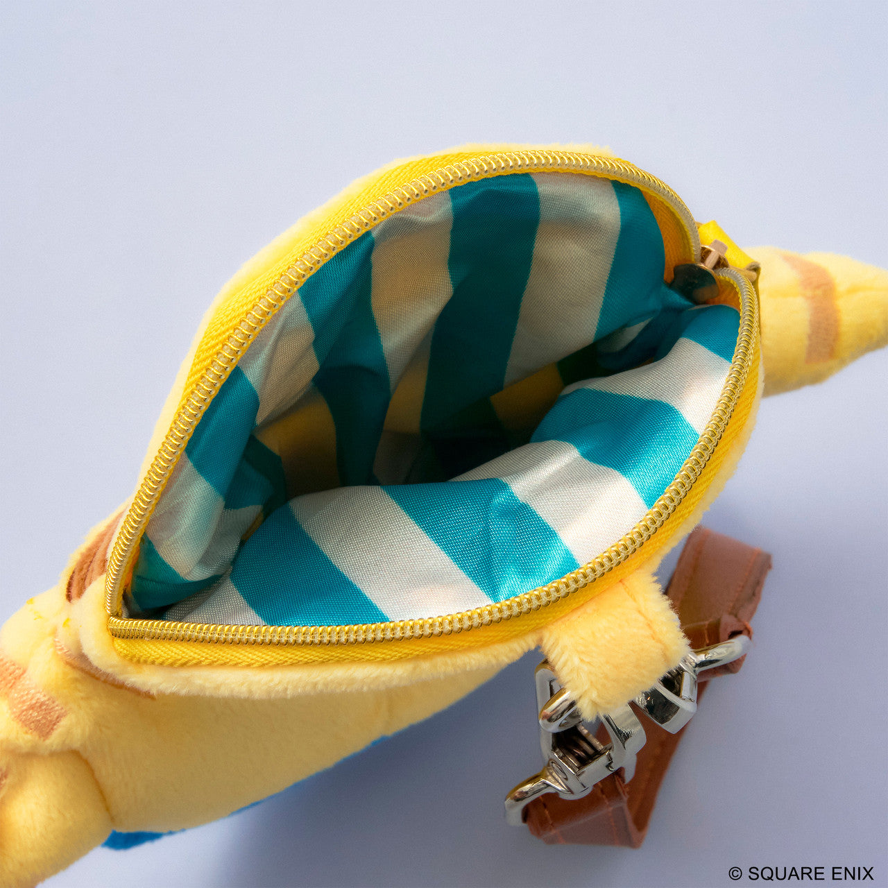 FINAL FANTASY IX Pouch VIVI