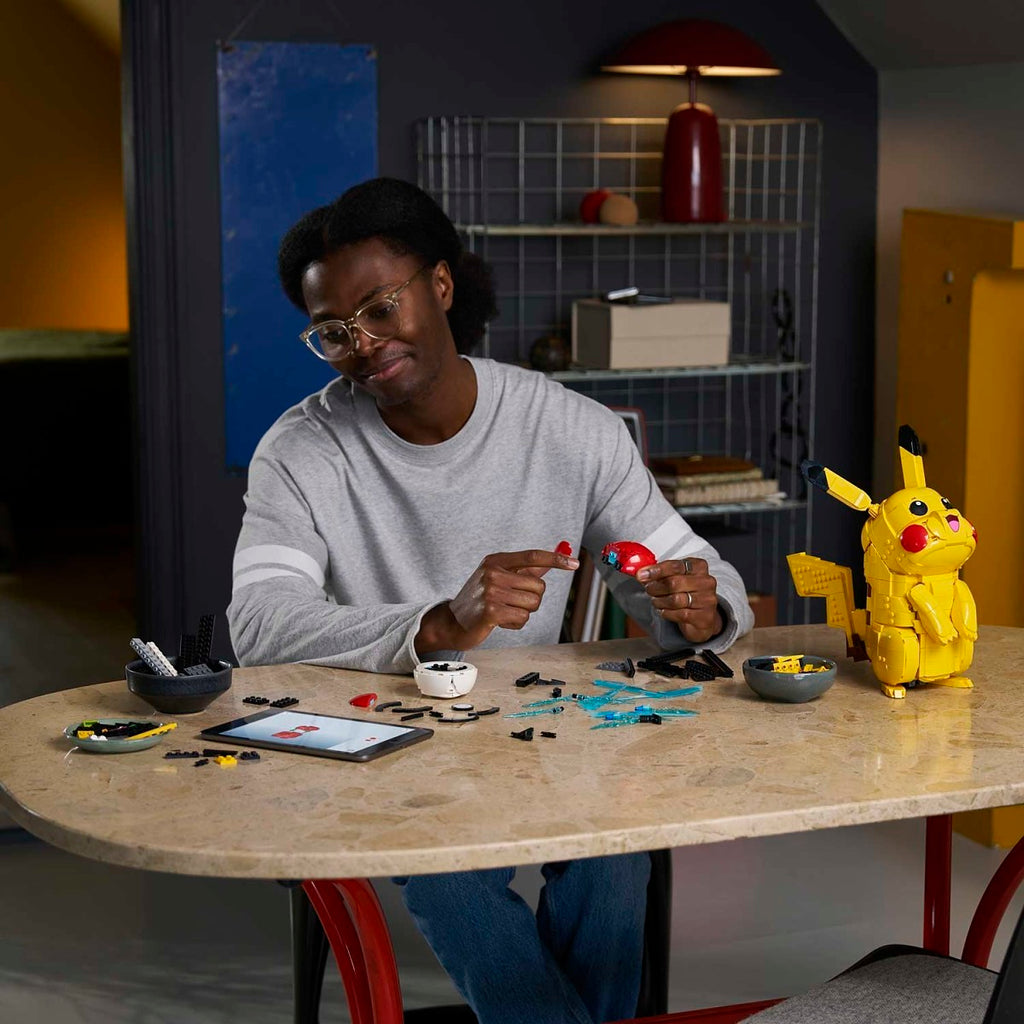 LEGO® Pokémon™ Pikachu & Poké Ball