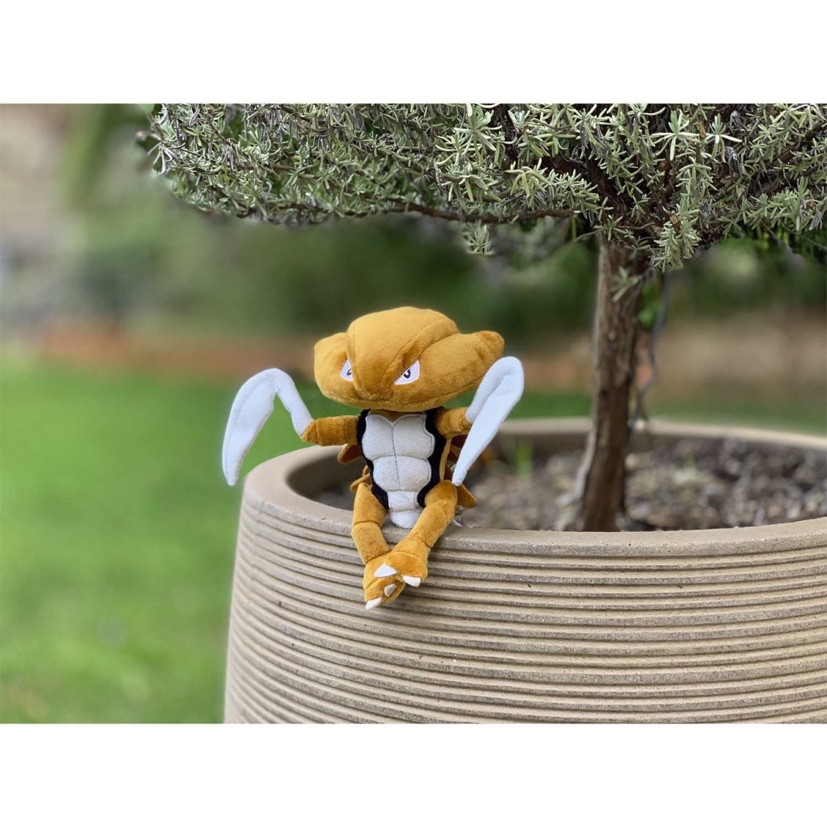 Kabutops Sitting Cuties Plush - 8 In.