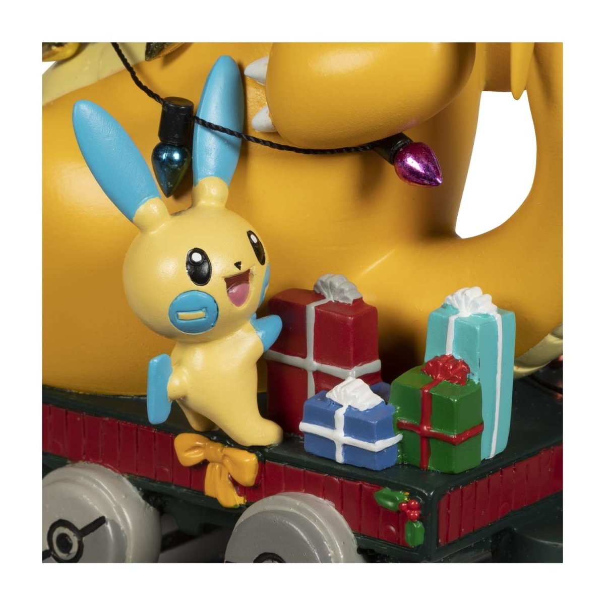 Delibird Holiday Express Dragonite Flatcar Figure