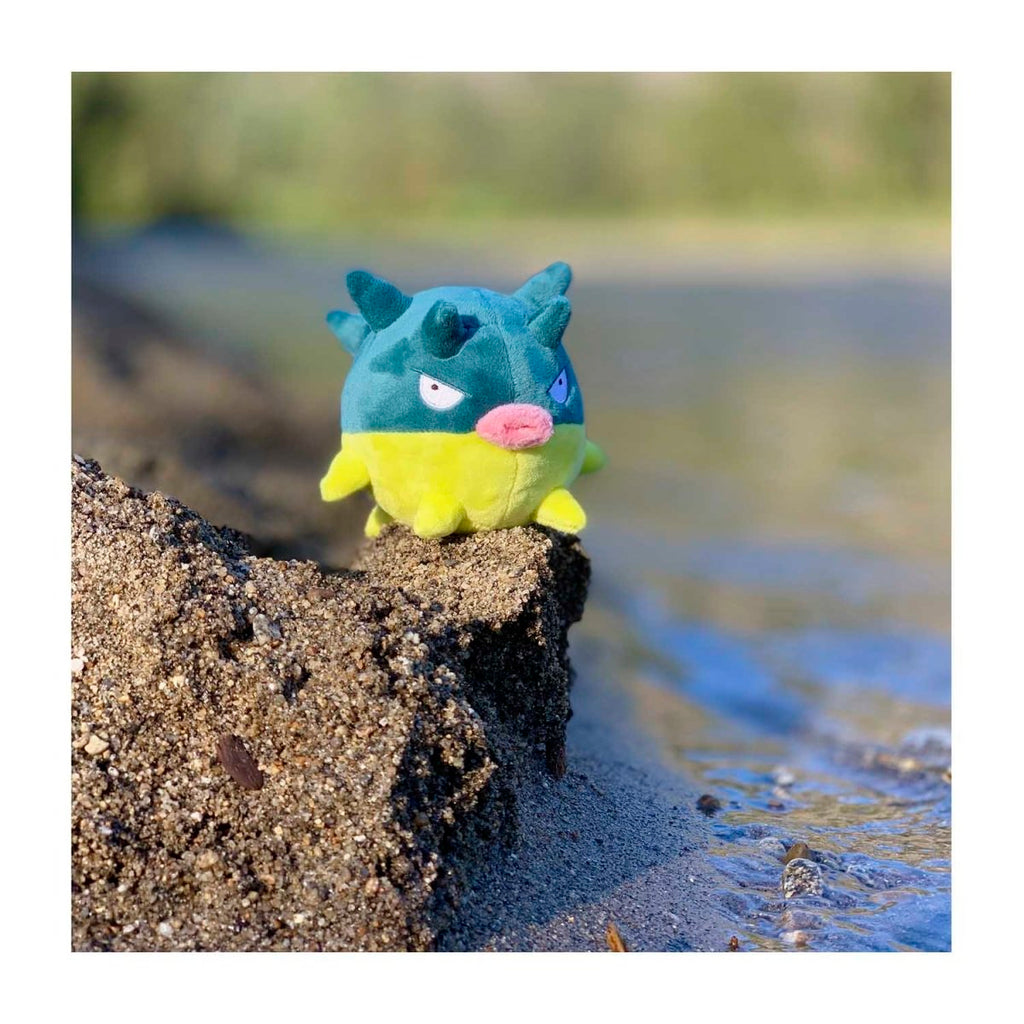 Qwilfish Sitting Cuties Plush - 7 ¼ In.