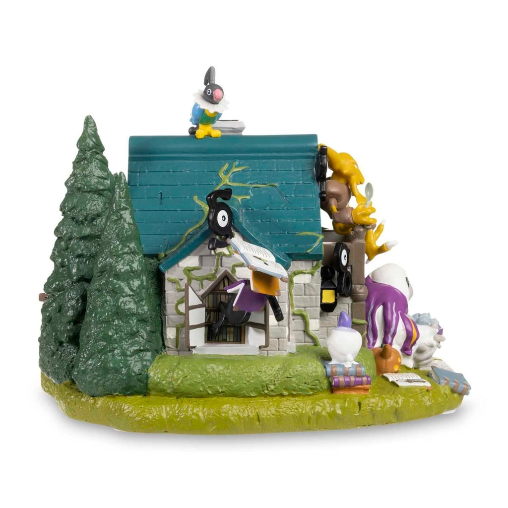 Haunted Pokémon Village: Oranguru Ancient Archives Figure