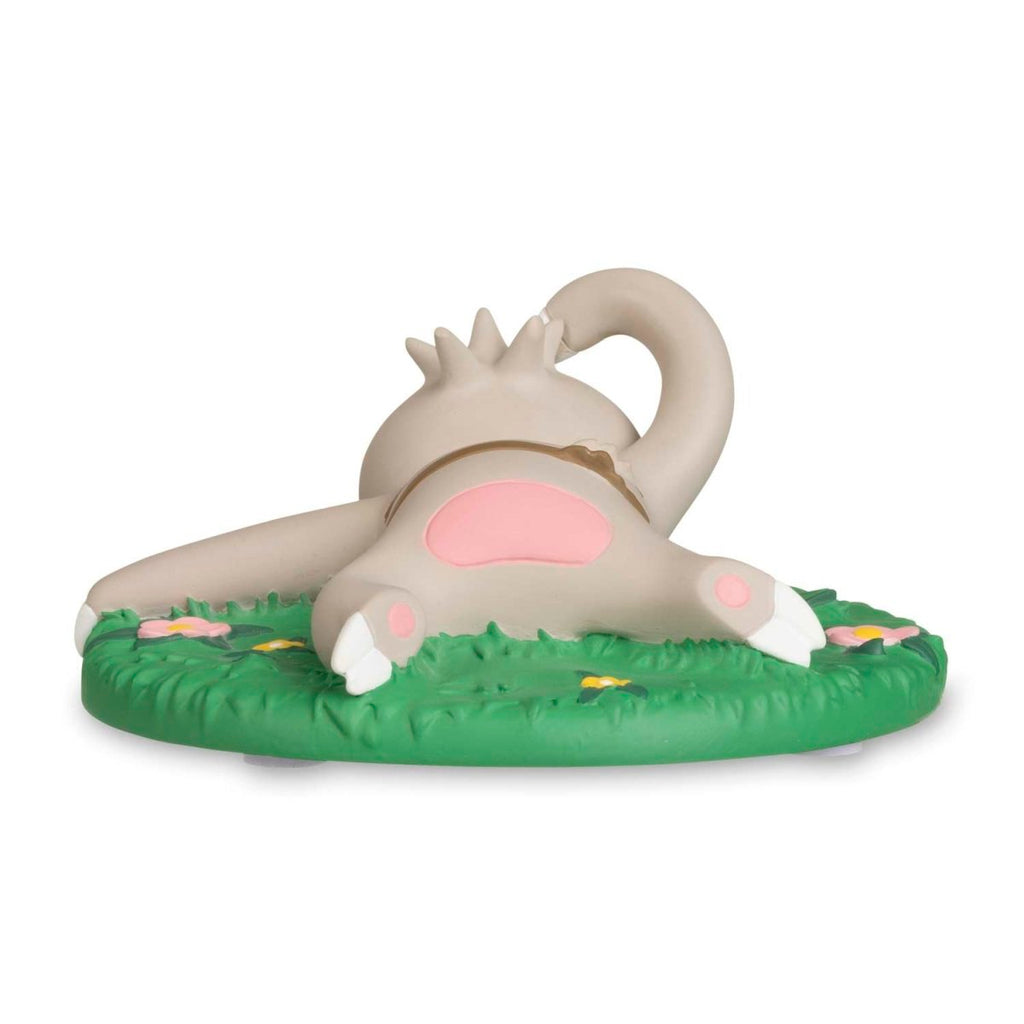 Pokémon Moods: Slakoth Relaxed Figure