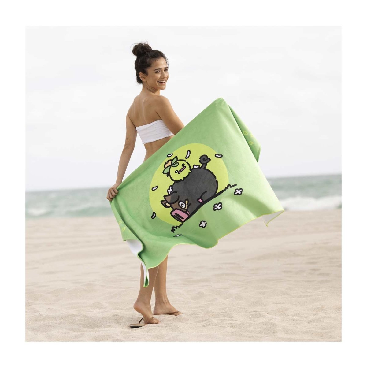 Lechonk & Smoliv Pokémon Lazy Summer Beach Towel