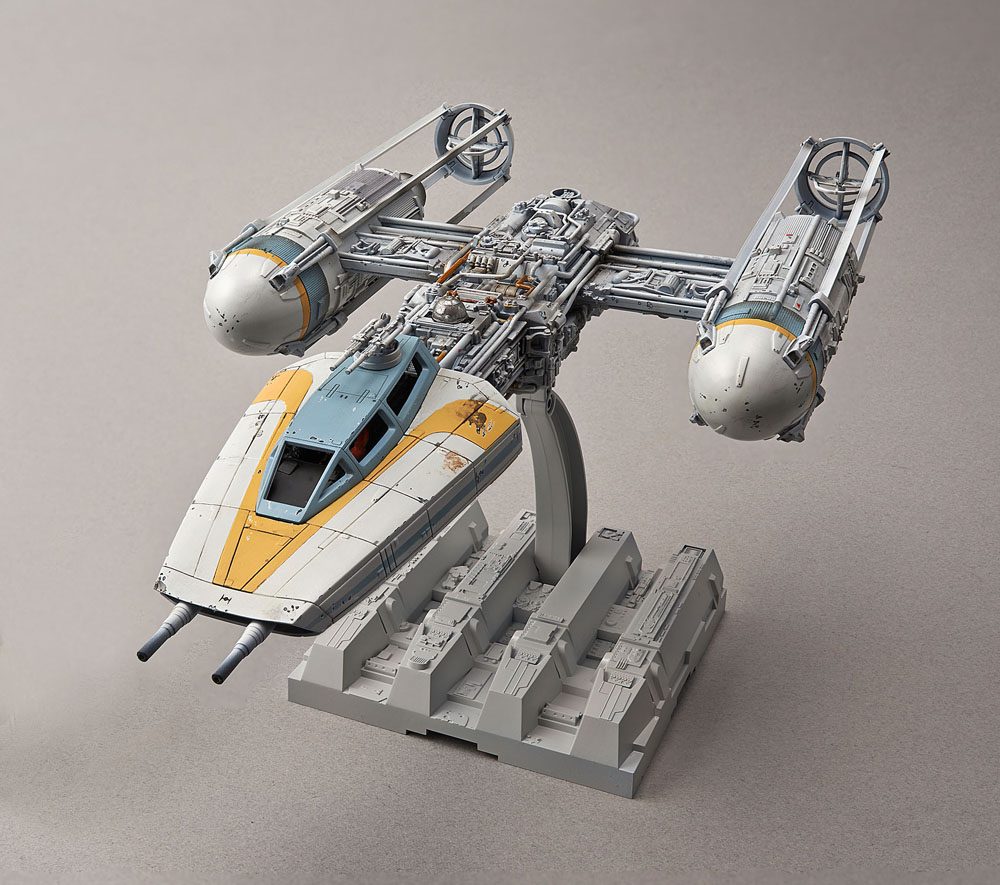 Star Wars Model Kit 1/72 Y Wing Starfighter Carrera