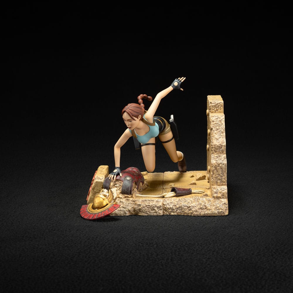 Tomb Raider 1996 Lara Croft Classic Era Dark Horse